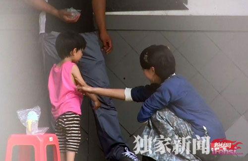 潘粤明爆料博客最新视频,娱乐圈幕后真相大曝光！